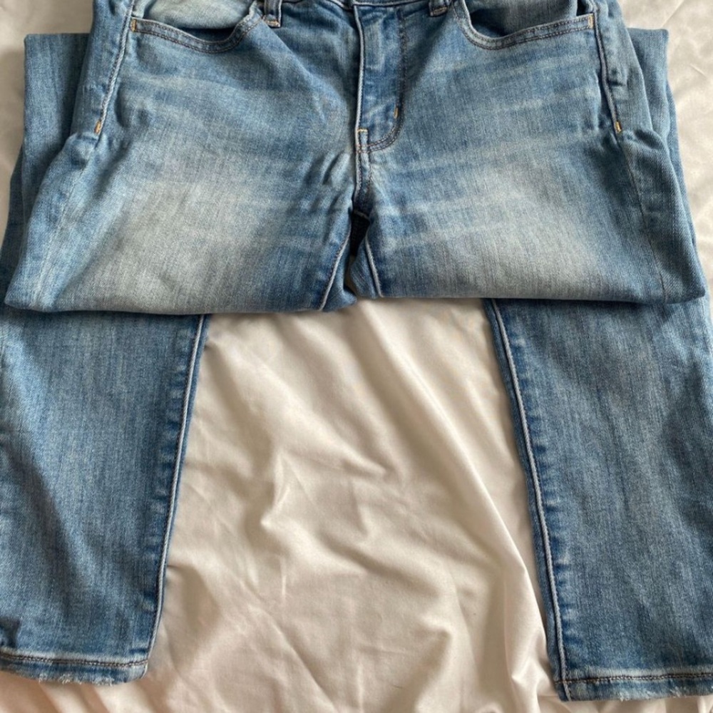 American Eagle jeans size 6 long